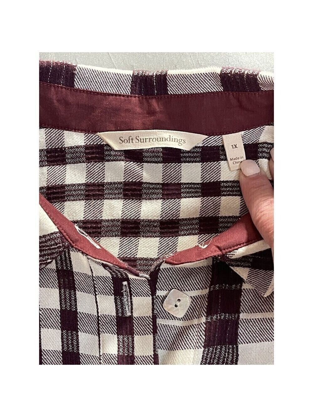SOFT SURROUNDINGS Button Burgundy White Checked Cotton Rayon 3/4 Sleeve Tunic 1X - Picture 2 of 5